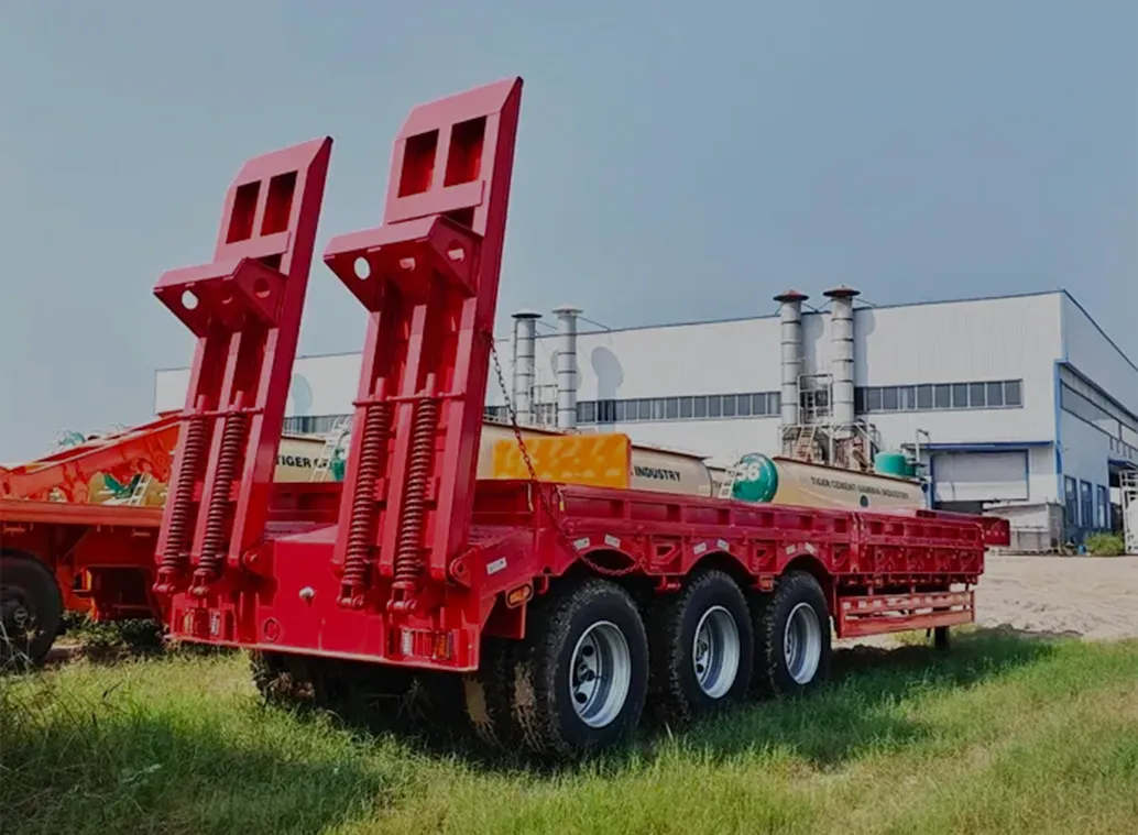 3-axle low-bed semi-trailers were successfully shipped to Nigeria