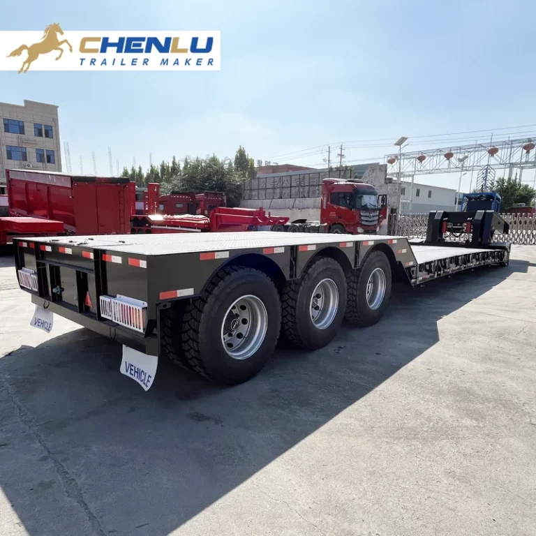 Guía de remolques de plataforma baja: Cómo elegir los remolques de plataforma baja adecuados en venta y para el transporte de cargas pesadas